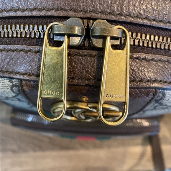 gucci backpack - Picture 7 of 11